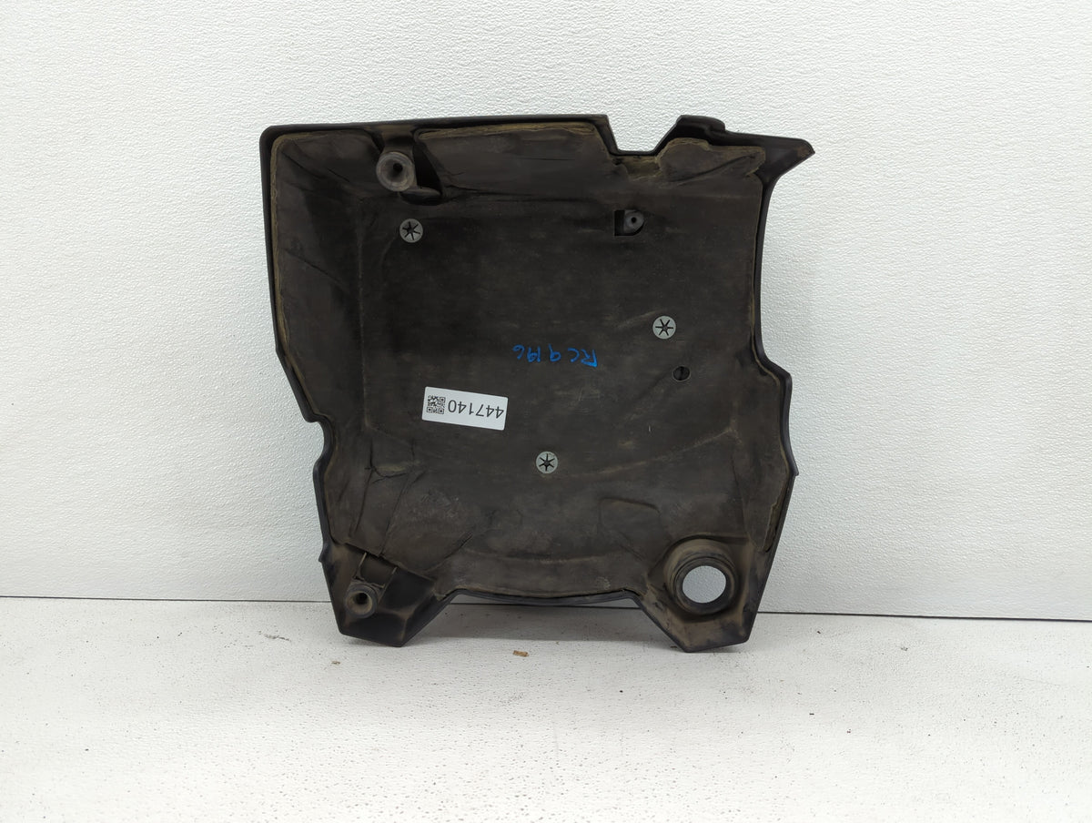 2009 Saturn Vue Engine Cover 447140 - Oemusedautoparts1.com