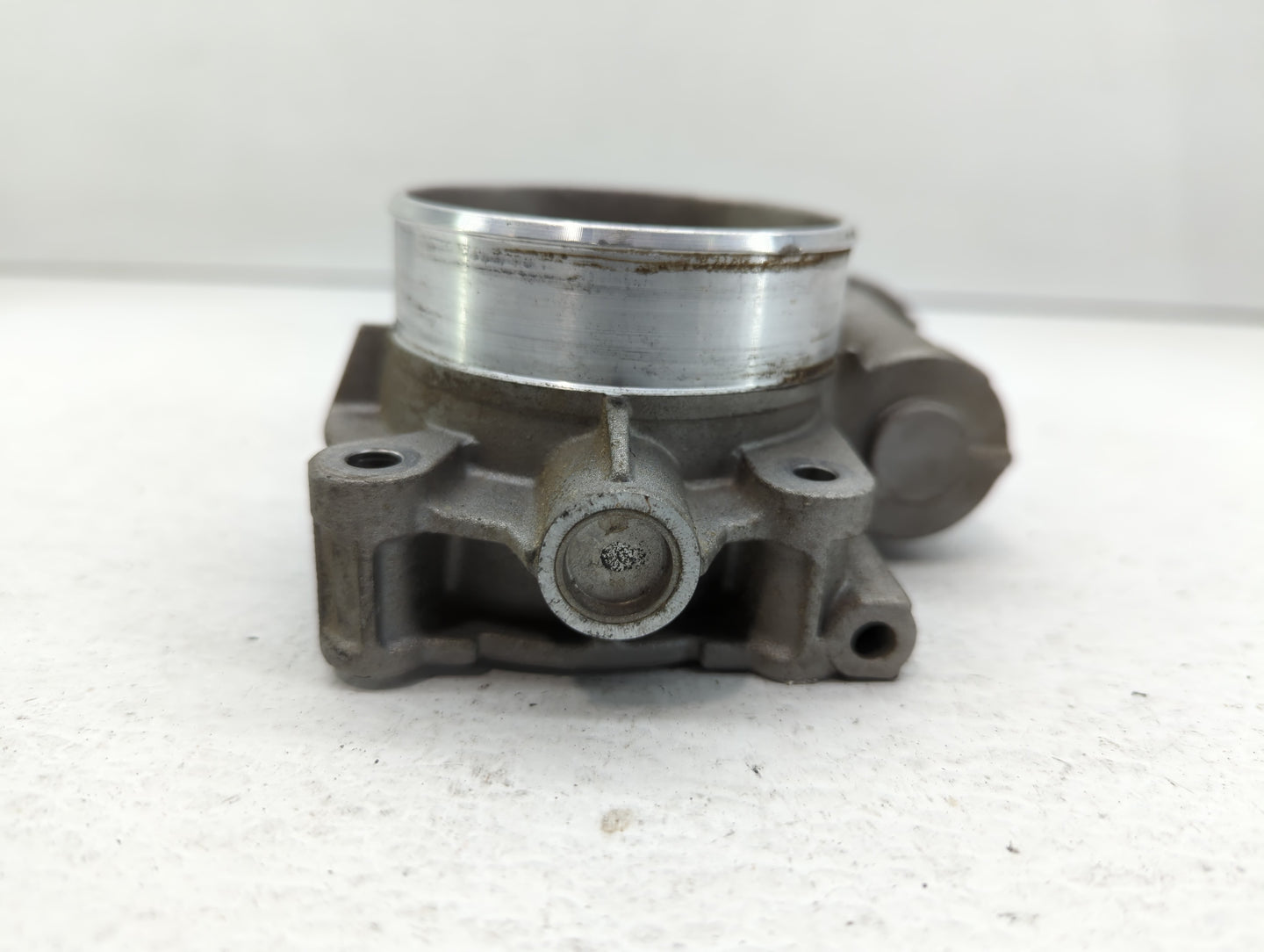 2008-2010 Saturn Vue Throttle Body P/N:995AA 1715C Fits Fits 2007 2008 2009 2010 2011 OEM Used Auto Parts - Oemusedautoparts
