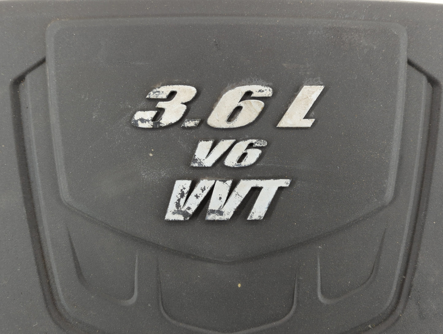 2009 Saturn Vue Engine Cover - Oemusedautoparts1.com