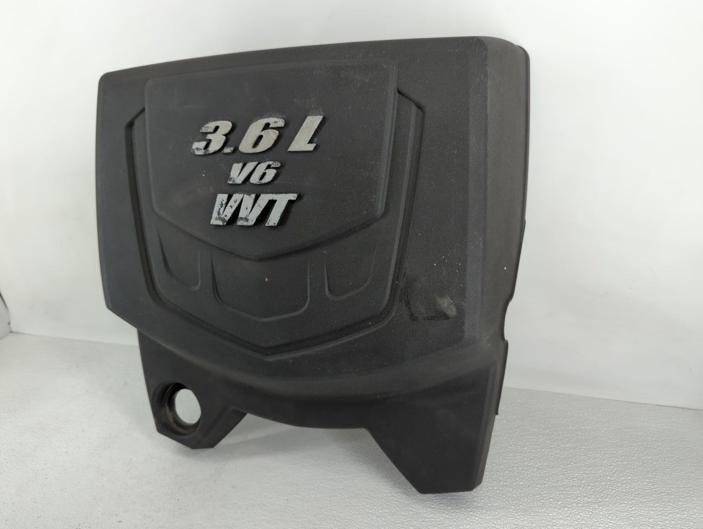 2009 Saturn Vue Engine Cover - Oemusedautoparts1.com