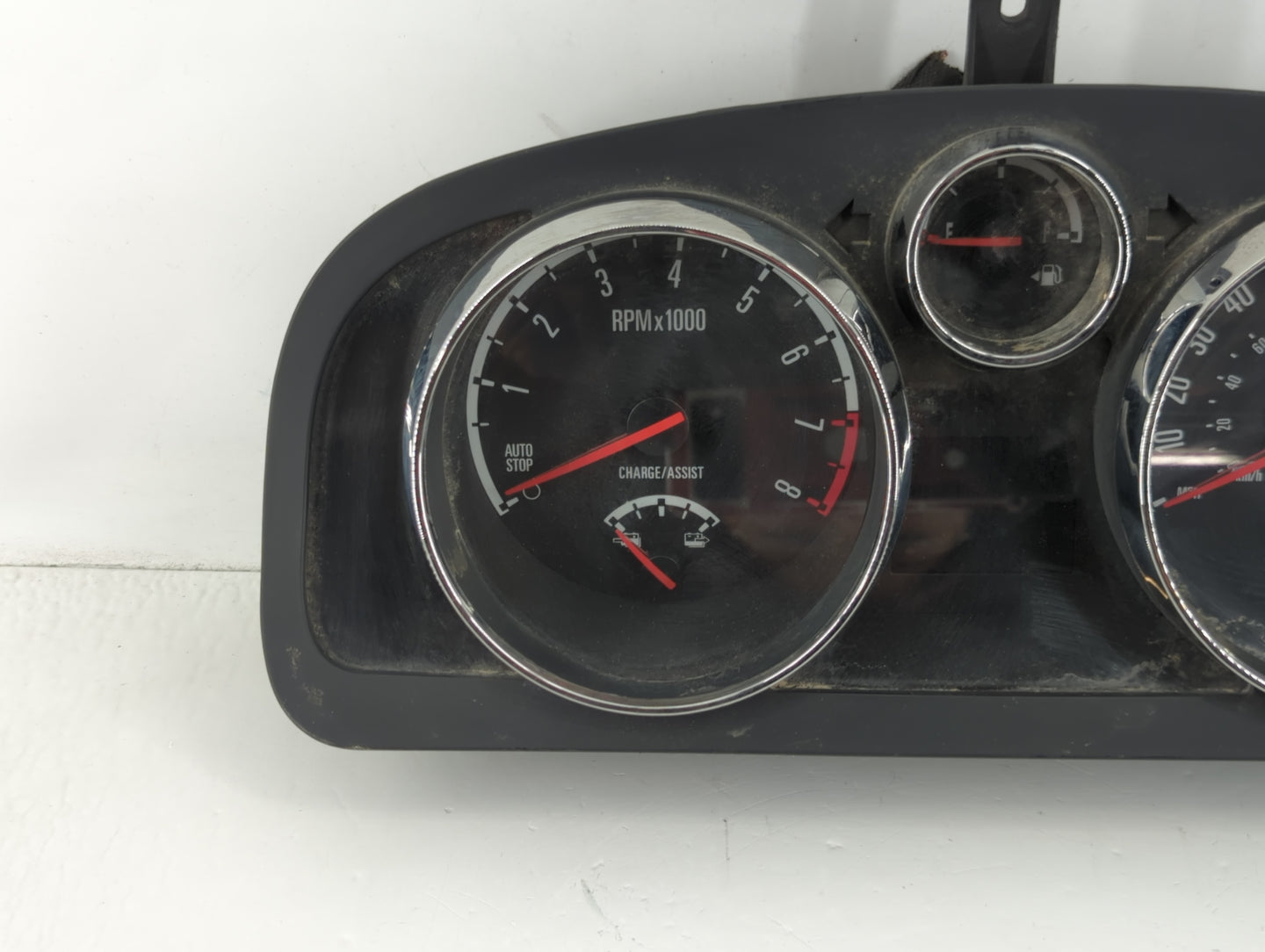2009 Saturn Vue Instrument Cluster Speedometer Gauges P/N:25996682 Fits OEM Used Auto Parts - Oemusedautoparts1.com