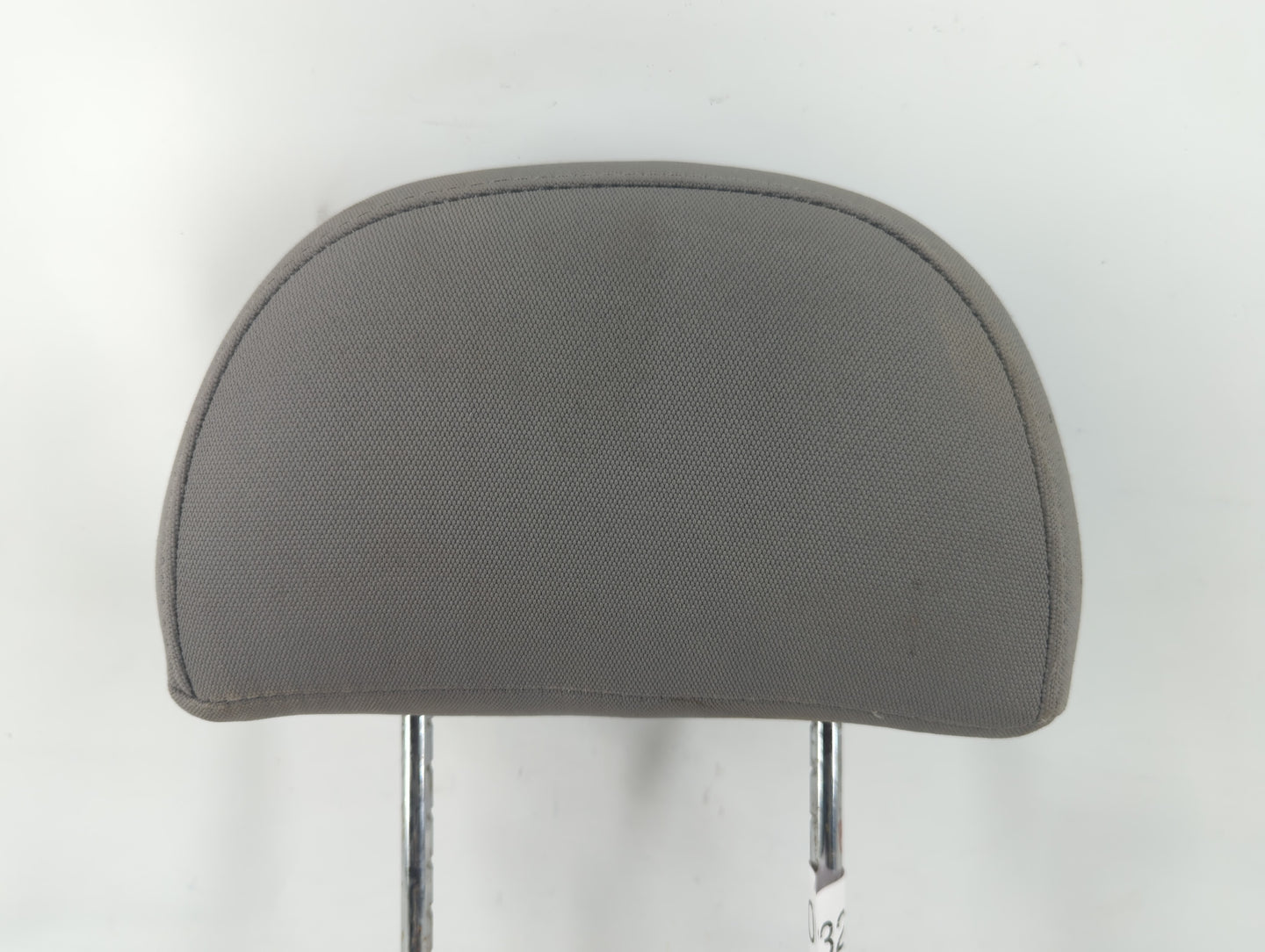 2008-2010 Saturn Vue Headrest Head Rest Front Driver Passenger Seat Fits Fits 2008 2009 2010 OEM Used Auto Parts - Oemusedau