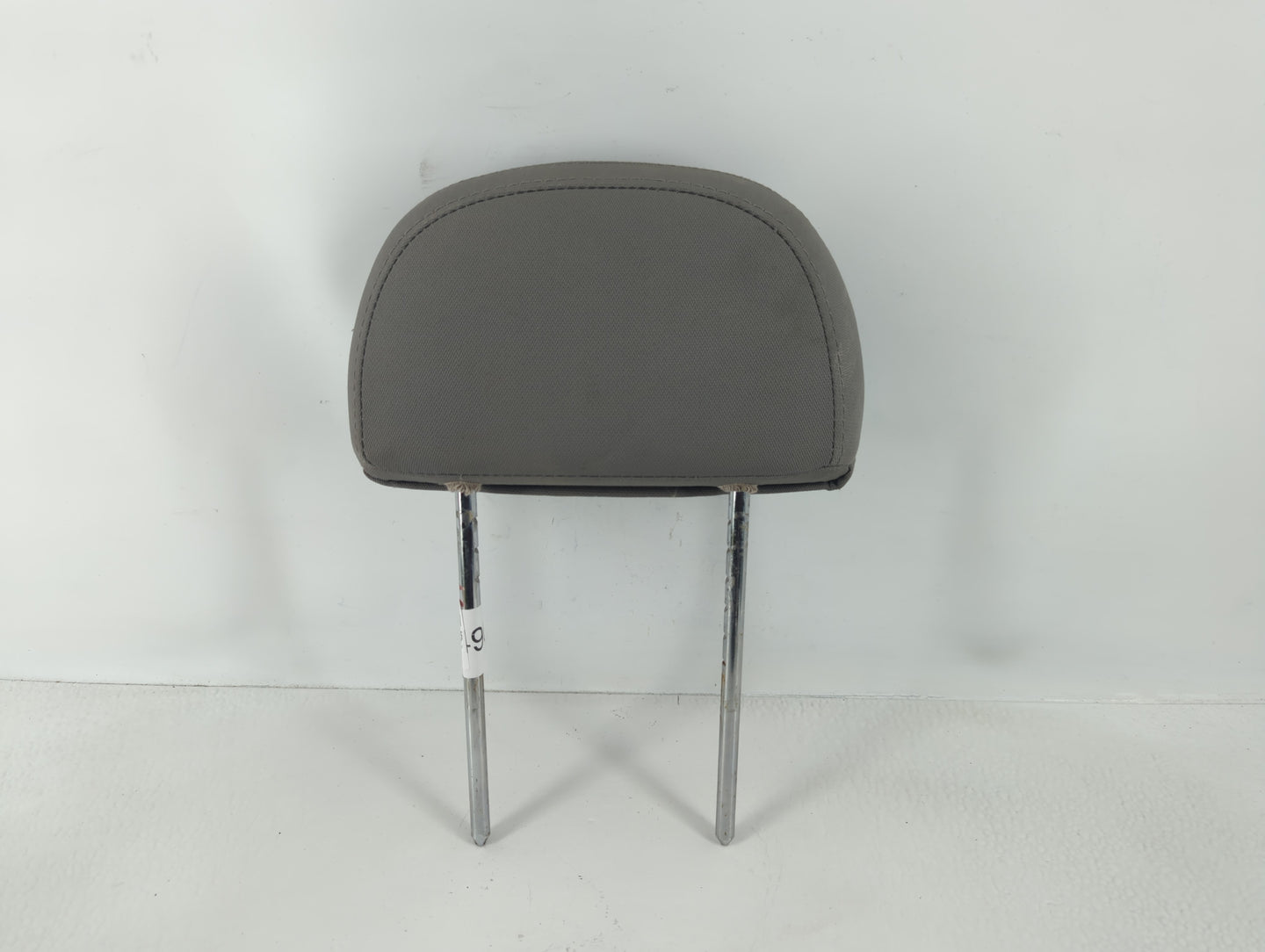 2008-2010 Saturn Vue Headrest Head Rest Front Driver Passenger Seat Fits Fits 2008 2009 2010 OEM Used Auto Parts - Oemusedau