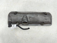 2009 Saturn Vue Driver Left Cylinder Head Valve Cover P/N:12591709 Fits OEM Used Auto Parts - Oemusedautoparts1.com
