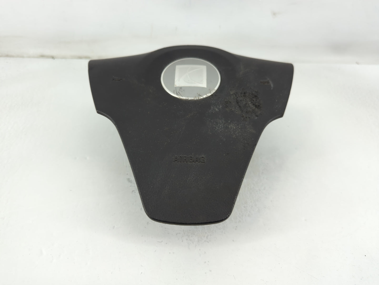 2009 Saturn Vue Air Bag Driver Left Steering Wheel Mounted P/N:G9X VXR 3X CIS BAMPT1-1031 Fits OEM Used Auto Parts - Oemused