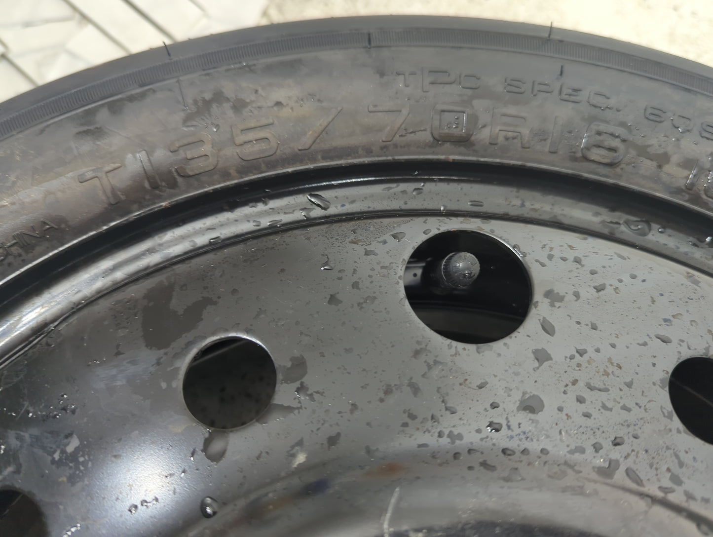 2002-2010 Saturn Vue Spare Donut Tire Wheel Rim Oem 845973 - Oemusedautoparts1.com