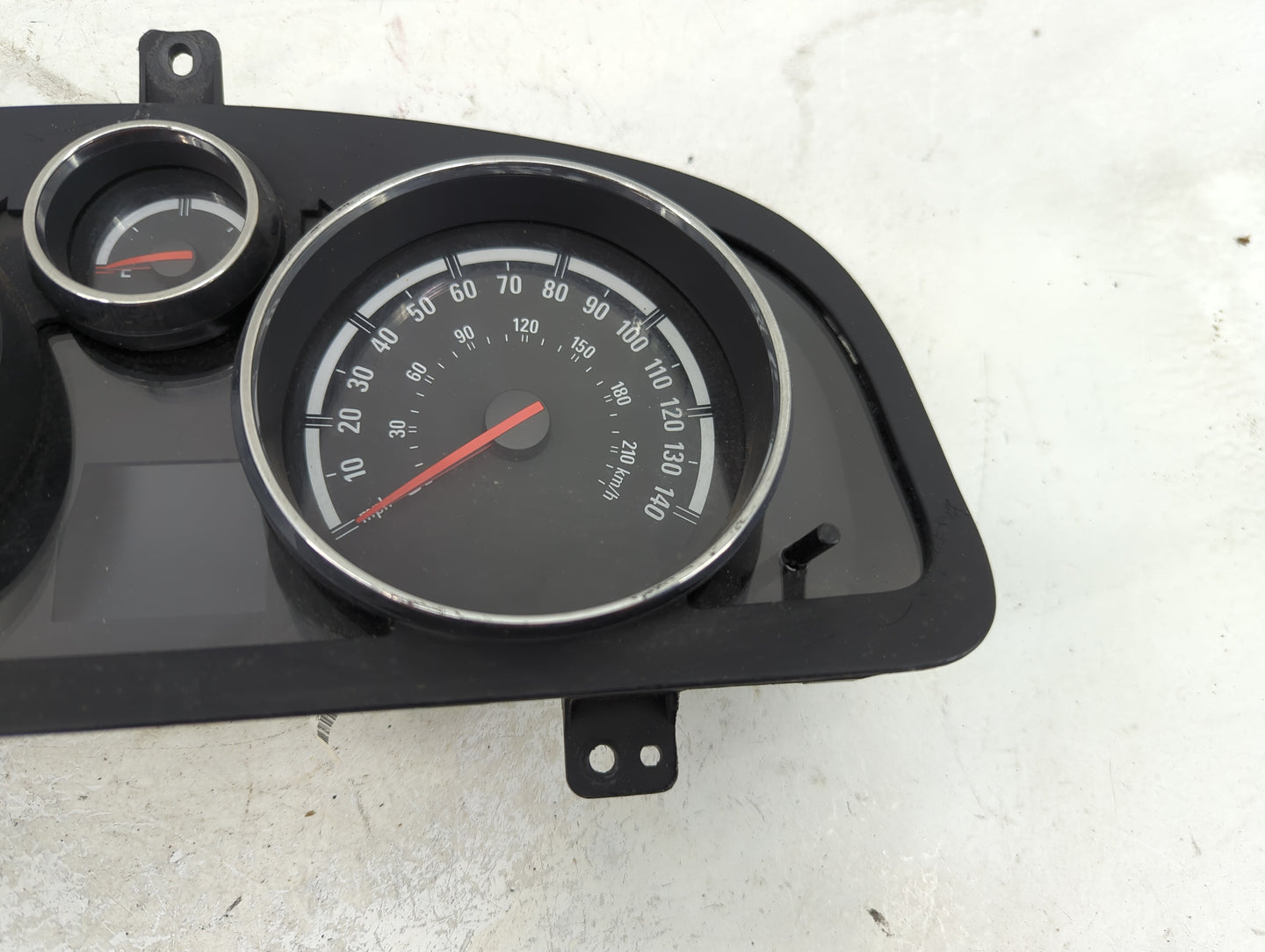 2009 Saturn Vue Instrument Cluster Speedometer Gauges P/N:20894912 Miles:144K Fits OEM Used Auto Parts - Oemusedautoparts1.c