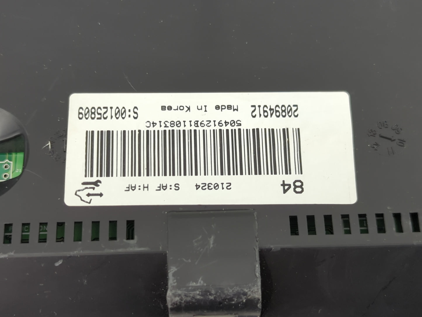 2009 Saturn Vue Instrument Cluster Speedometer Gauges P/N:20894912 Miles:144K Fits OEM Used Auto Parts - Oemusedautoparts1.c