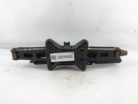 2009 Saturn Vue Spare Scissor Car Jack - Oemusedautoparts1.com