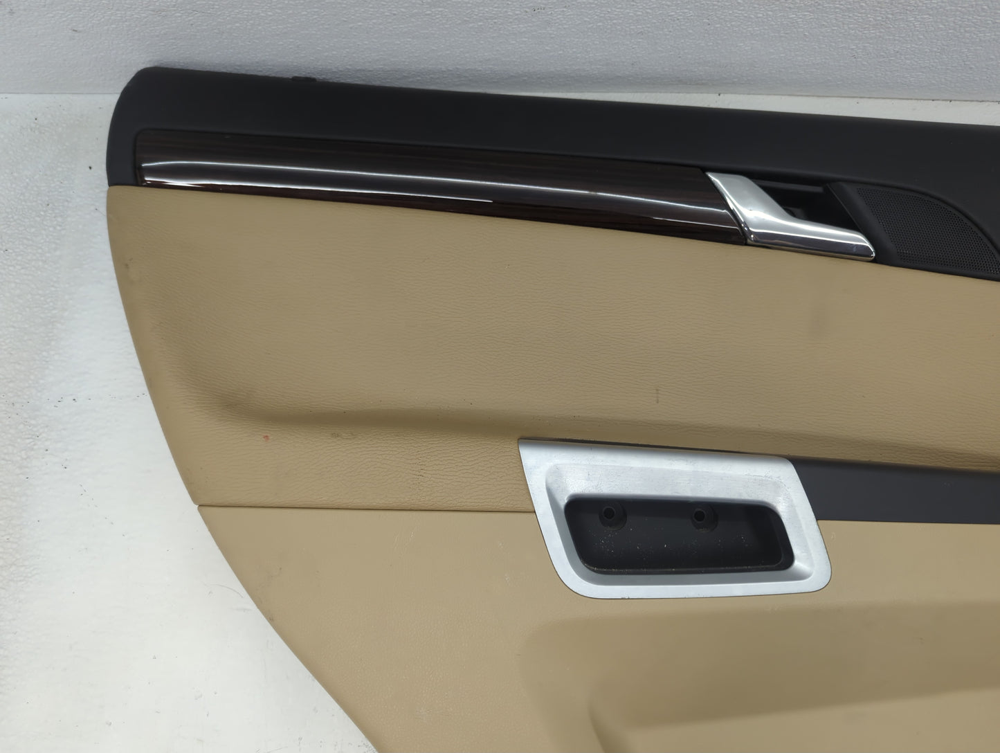 2009 Saturn Vue Rear Left Driver Interior Door Panel Trim - Oemusedautoparts1.com
