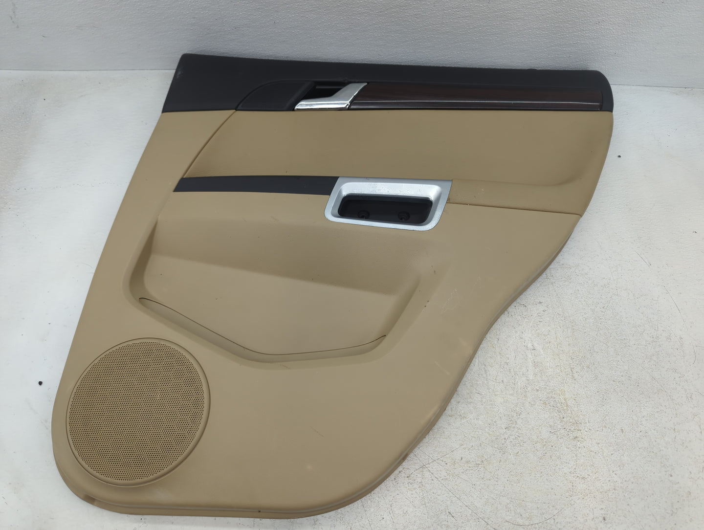 2009 Saturn Vue Rear Right Passenger Interior Door Panel Trim - Oemusedautoparts1.com