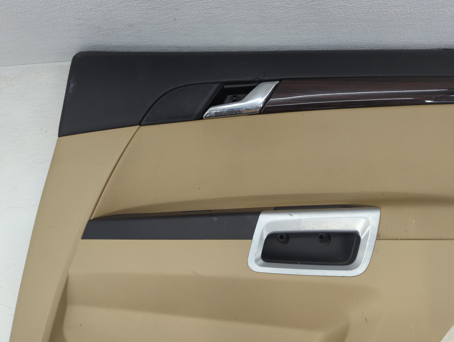 2009 Saturn Vue Rear Right Passenger Interior Door Panel Trim - Oemusedautoparts1.com