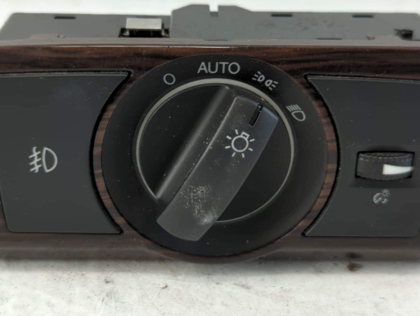 2009 Saturn Vue Headlight Lamp Control Switch - Oemusedautoparts1.com