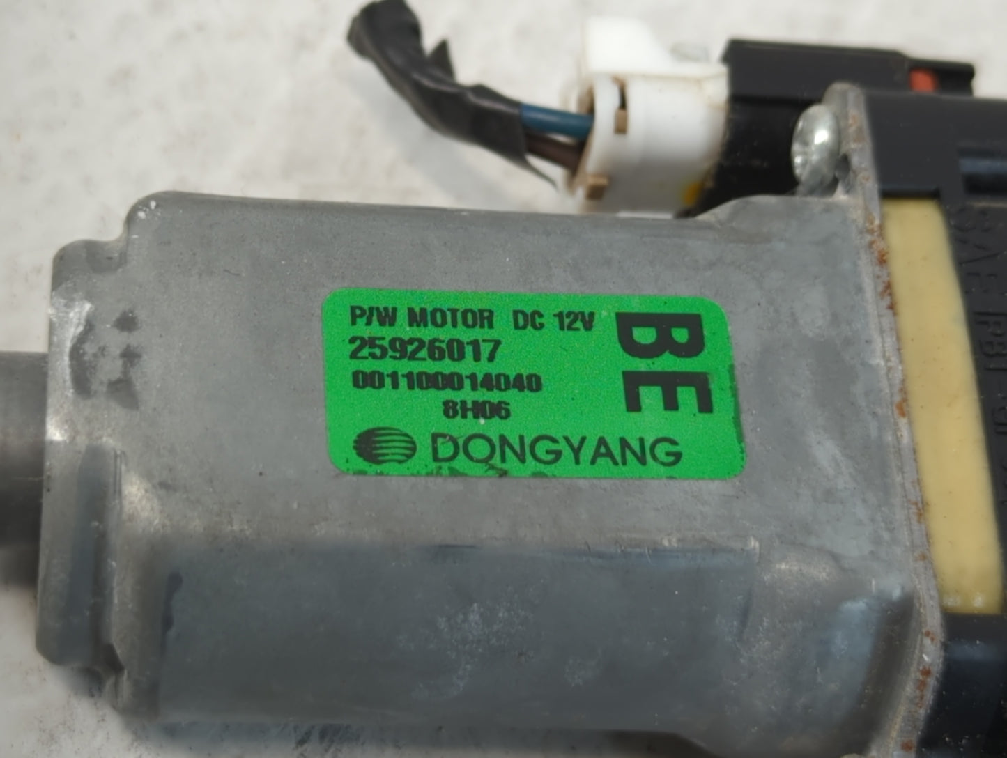 2008-2010 Saturn Vue Driver Front Left Power Window Motor - Oemusedautoparts1.com