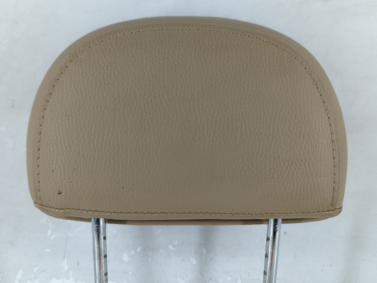 2009 Saturn Vue Headrest Head Rest Front Driver Passenger Seat Fits OEM Used Auto Parts - Oemusedautoparts1.com