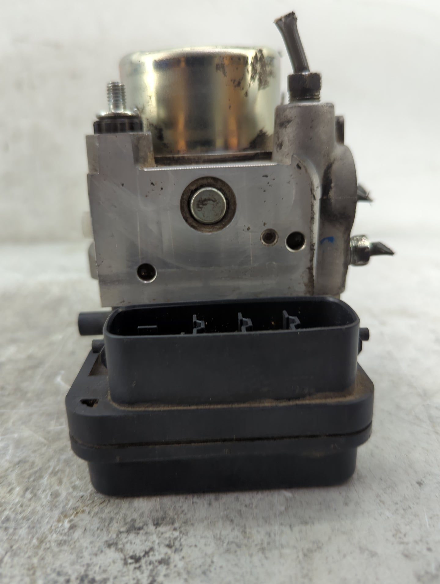 2005-2010 Scion Tc ABS Pump Control Module Replacement P/N:44510-21080 89541-21080 Fits Fits 2005 2006 2007 2008 2009 2010 O