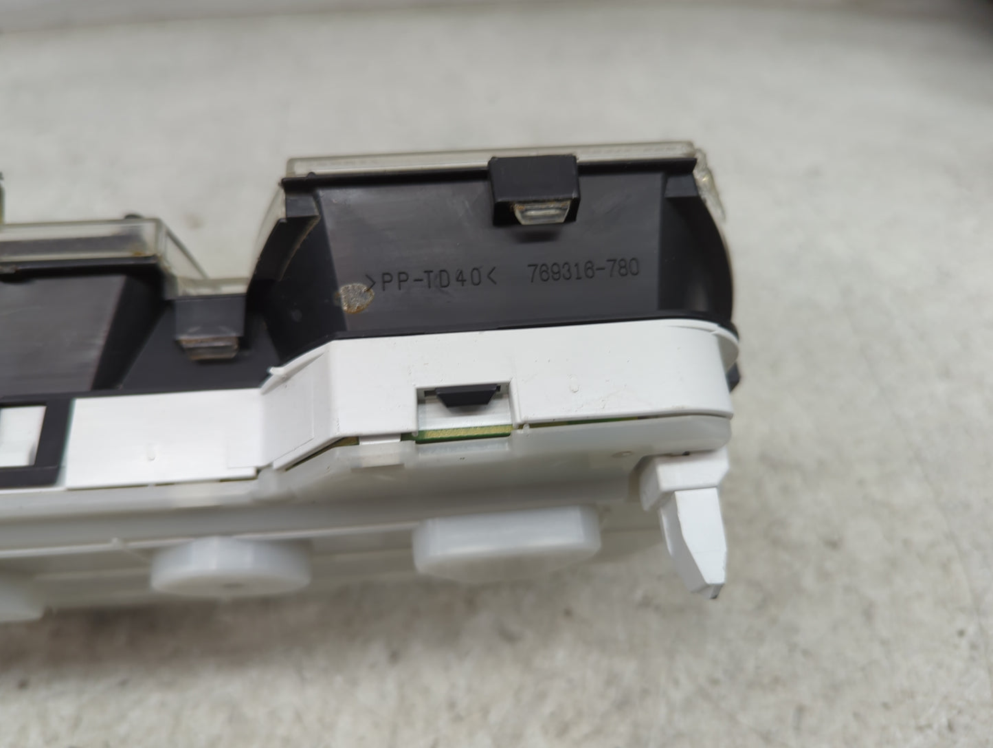 2009 Scion Tc Instrument Cluster Speedometer Gauges P/N:900.GM8301 789318-780 Miles: Fits OEM Used Auto Parts - Oemusedautop