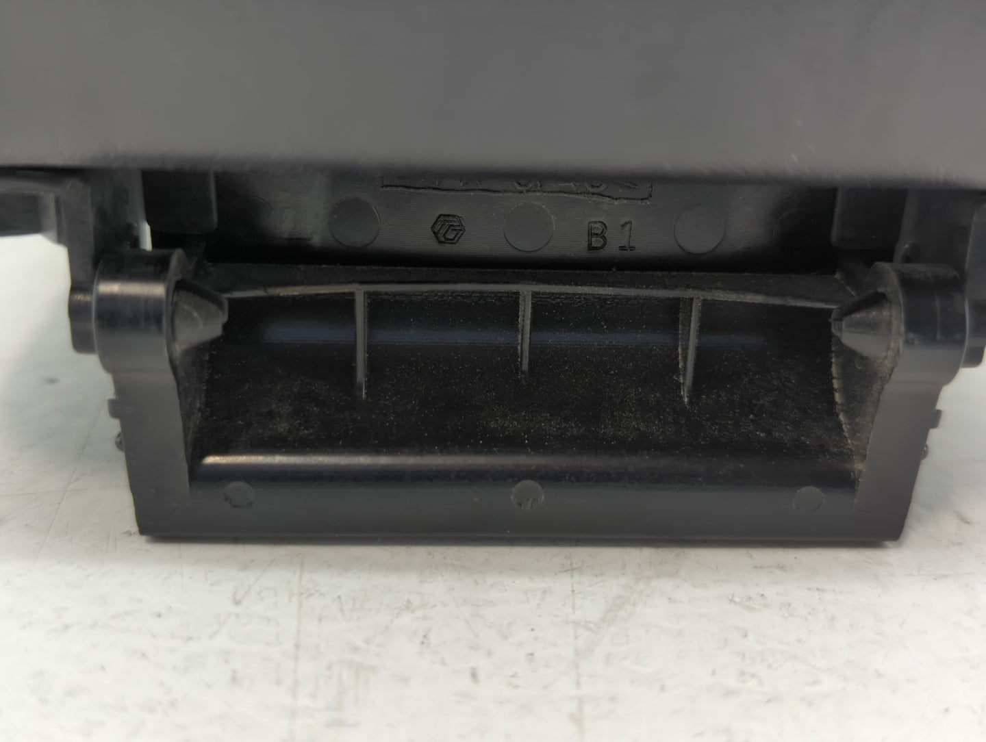 2009 Scion Tc Center Console Armrest Cover Lid Black - Oemusedautoparts1.com