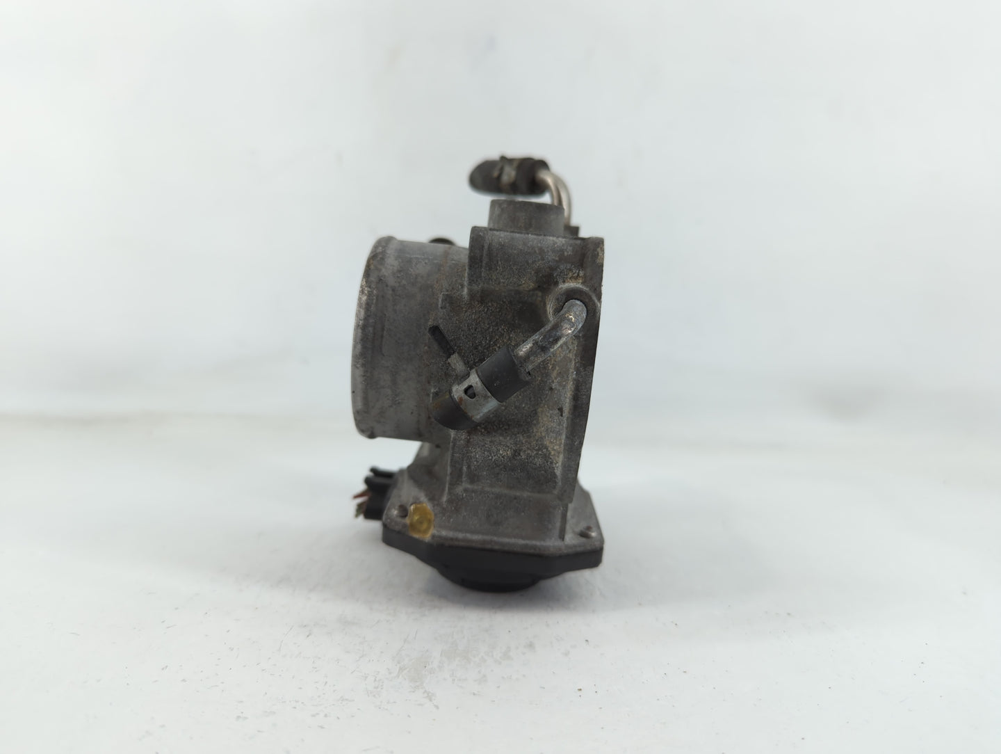 2006-2010 Scion Tc Throttle Body P/N:22030-28070 Fits Fits 2006 2007 2008 2009 2010 2011 2012 2013 2014 2015 OEM Used Auto P