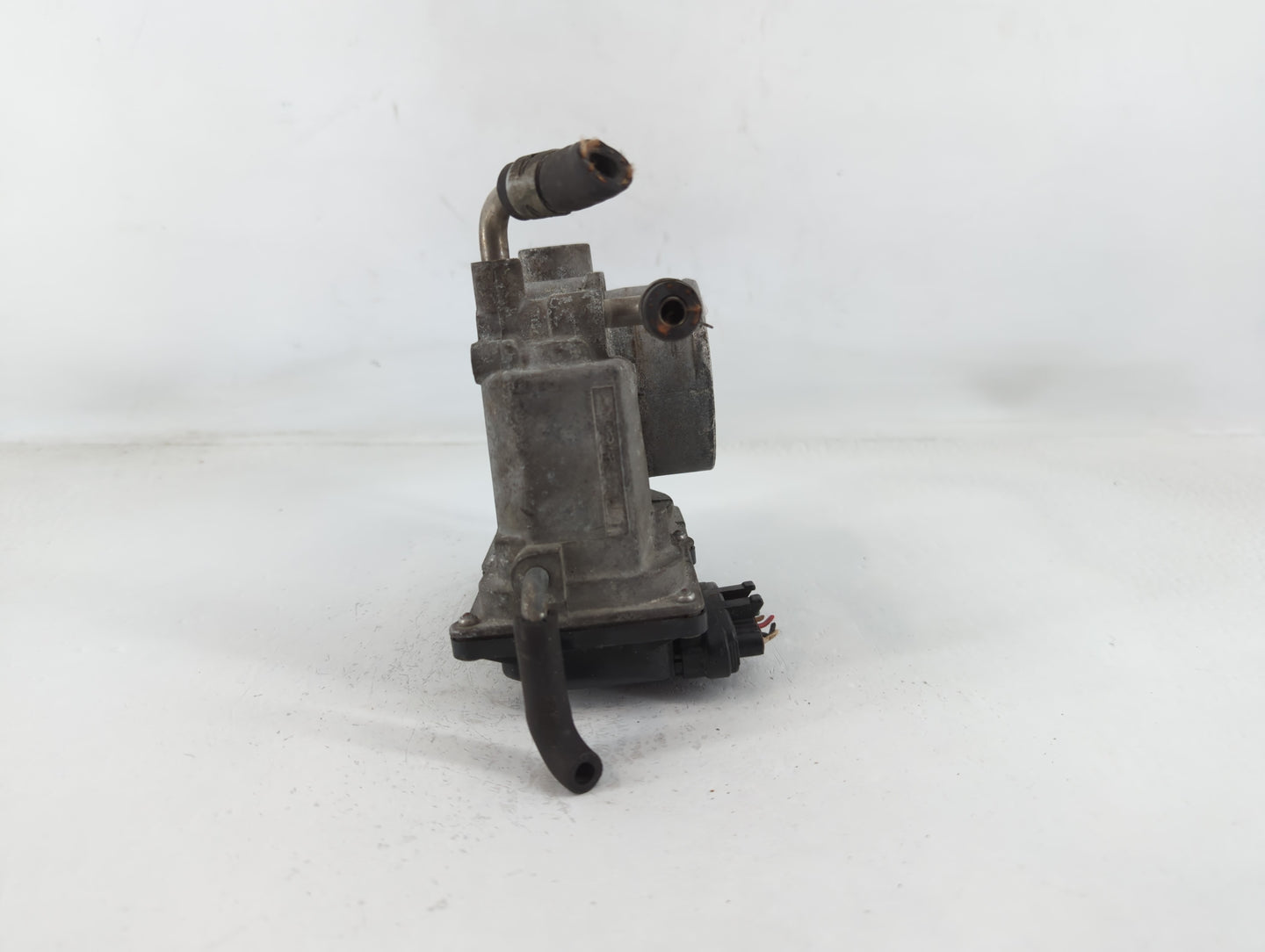 2006-2010 Scion Tc Throttle Body P/N:22030-28070 Fits Fits 2006 2007 2008 2009 2010 2011 2012 2013 2014 2015 OEM Used Auto P