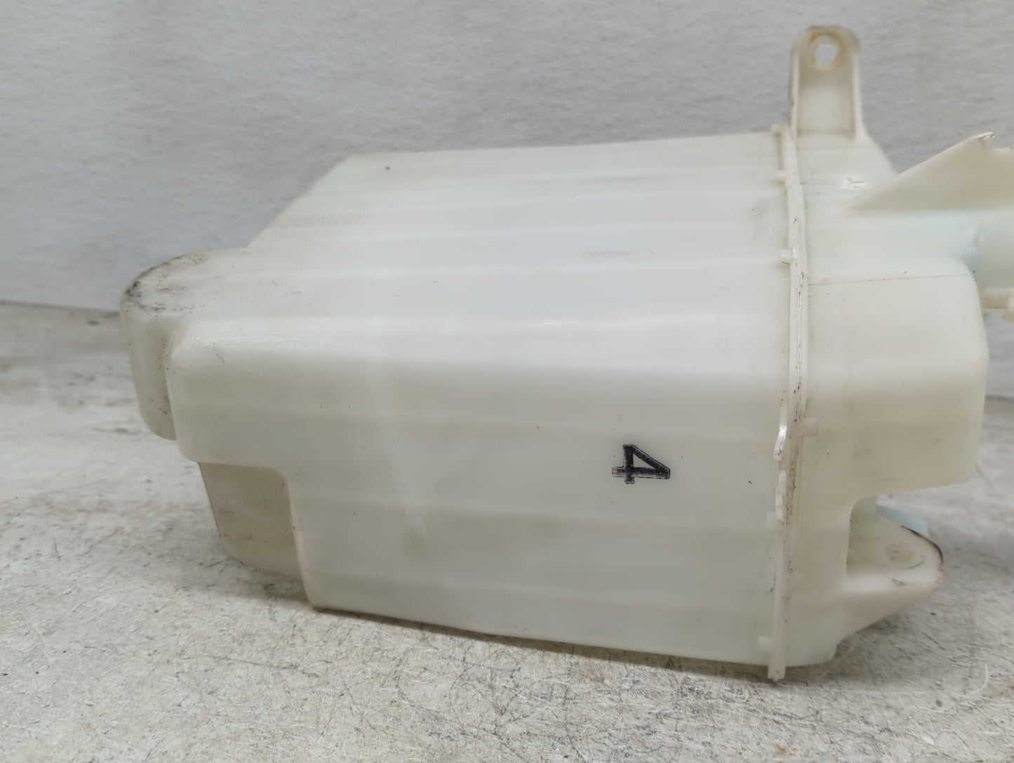 2005-2010 Scion Tc Windshield Washer Fluid Reservoir Bottle - Oemusedautoparts1.com