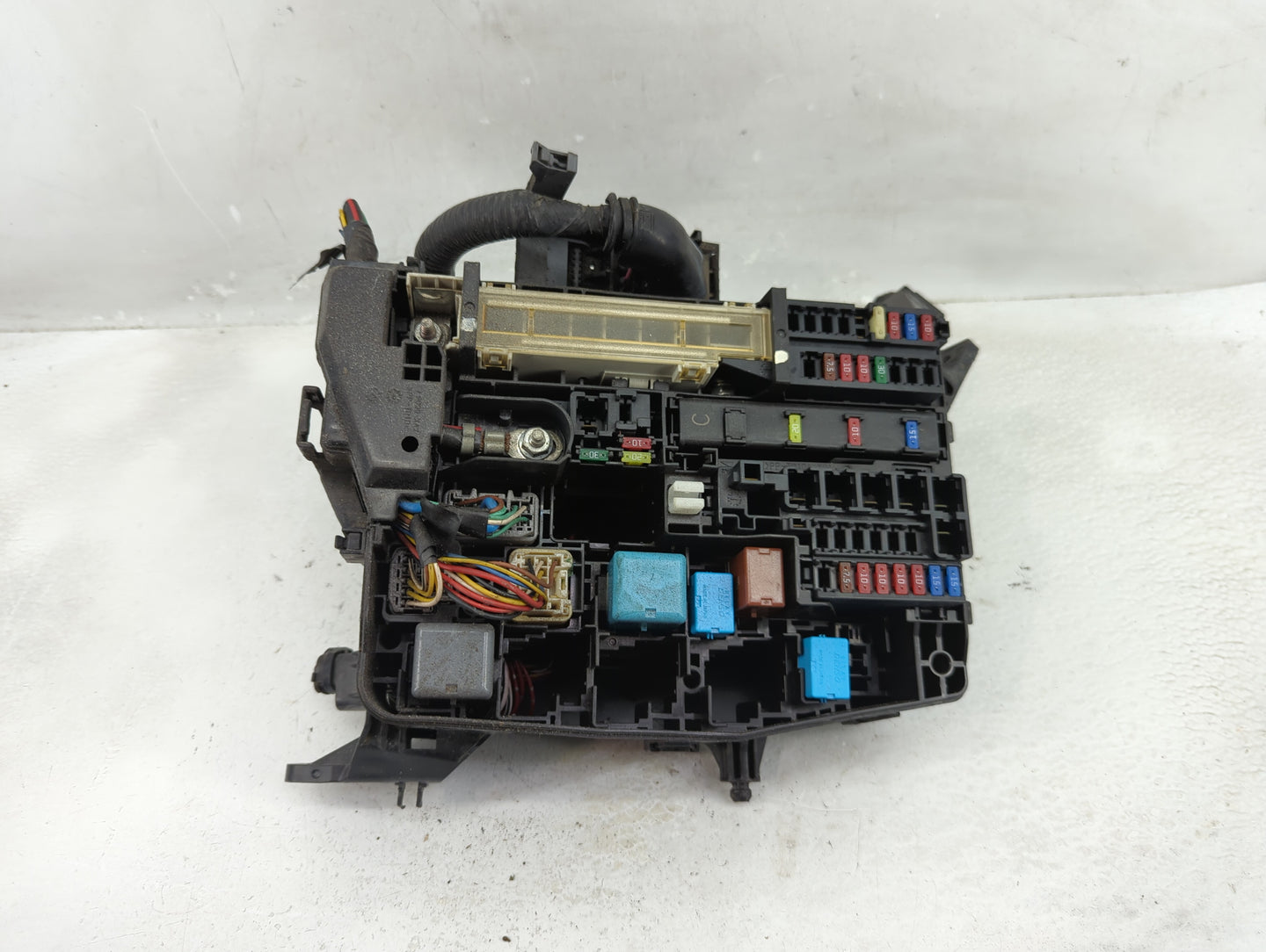2008-2015 Scion Xb Fusebox Fuse Box Panel Relay Module P/N:82662-12450 Fits Fits 2008 2009 2010 2011 2012 2013 2014 2015 OEM