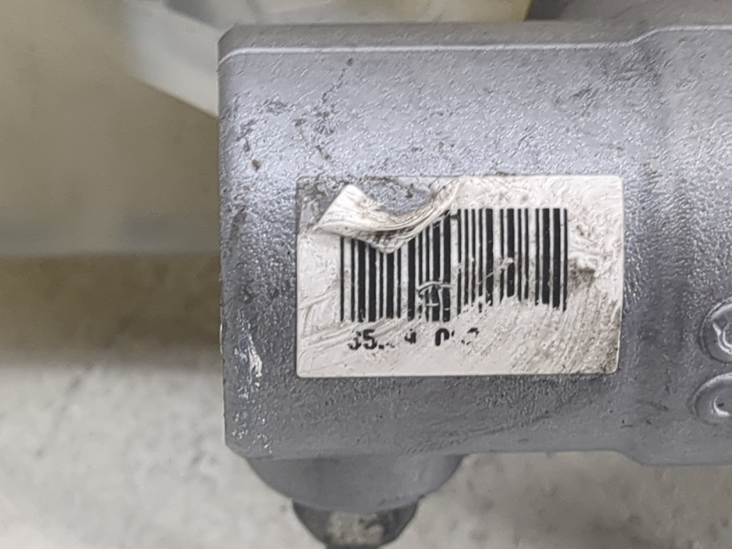 2008-2012 Scion Xb Brake Master Cylinder 1496923 - Oemusedautoparts1.com