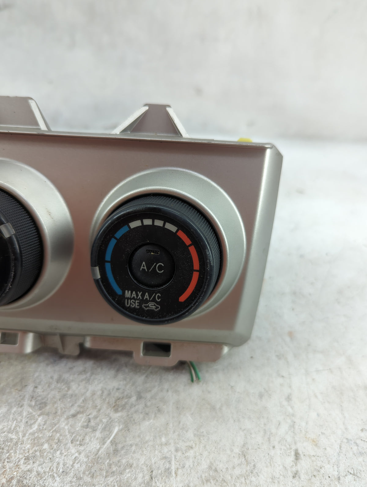 2008-2010 Scion Xb Climate Control Module Temperature AC/Heater Replacement P/N:5901 758734 Fits Fits 2008 2009 2010 OEM Use