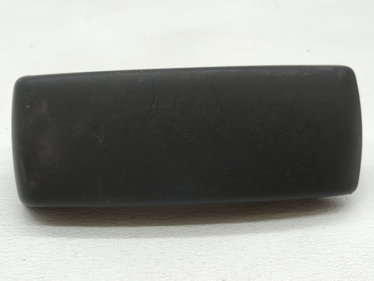 2009 Scion Xb Center Console Armrest Cover Lid Black - Oemusedautoparts1.com