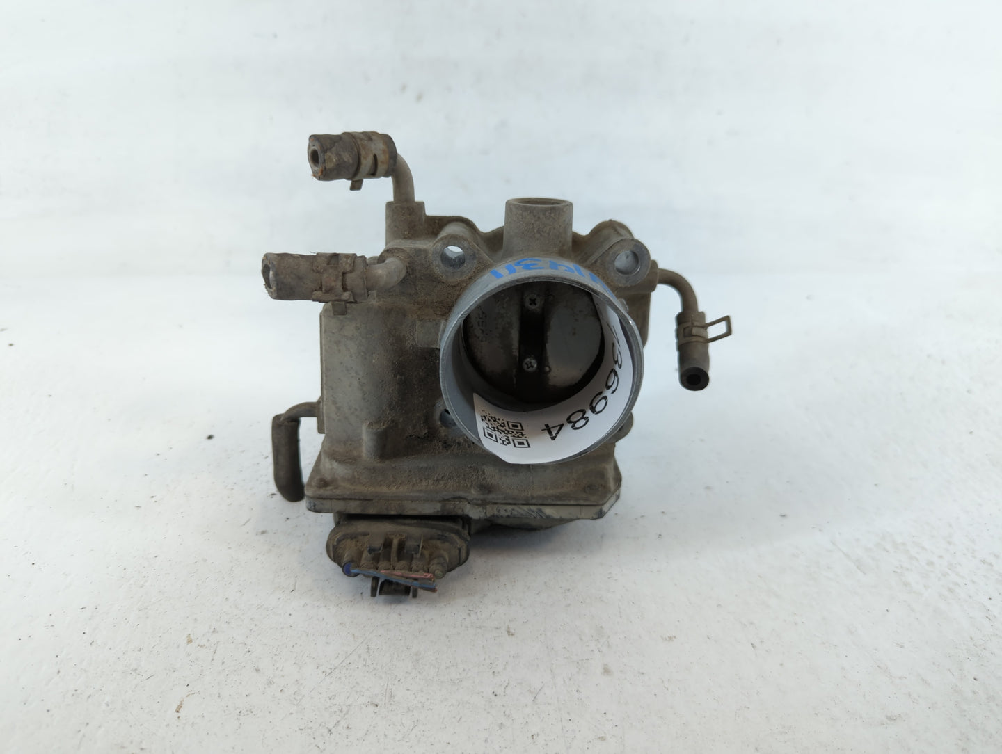2008-2015 Scion Xb Throttle Body P/N:22030-28070 Fits Fits 2006 2007 2008 2009 2010 2011 2012 2013 2014 2015 OEM Used Auto P