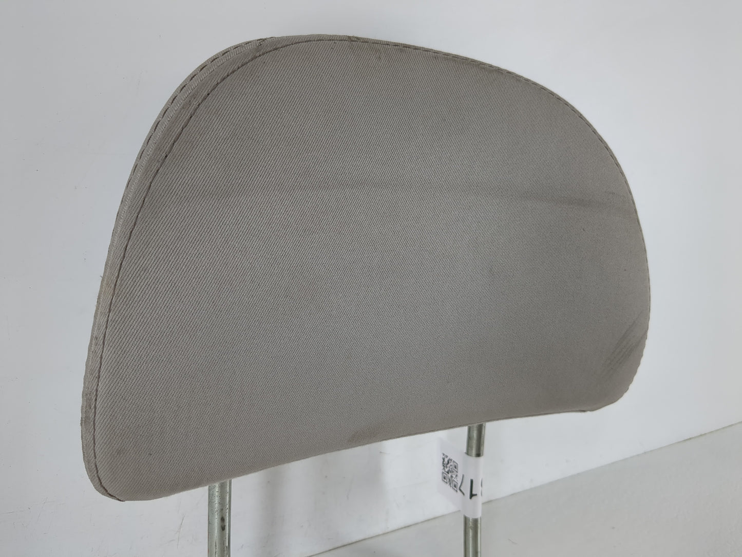 2009 Subaru Forester Headrest Head Rest Front Driver Passenger Seat Grey - Oemusedautoparts1.com