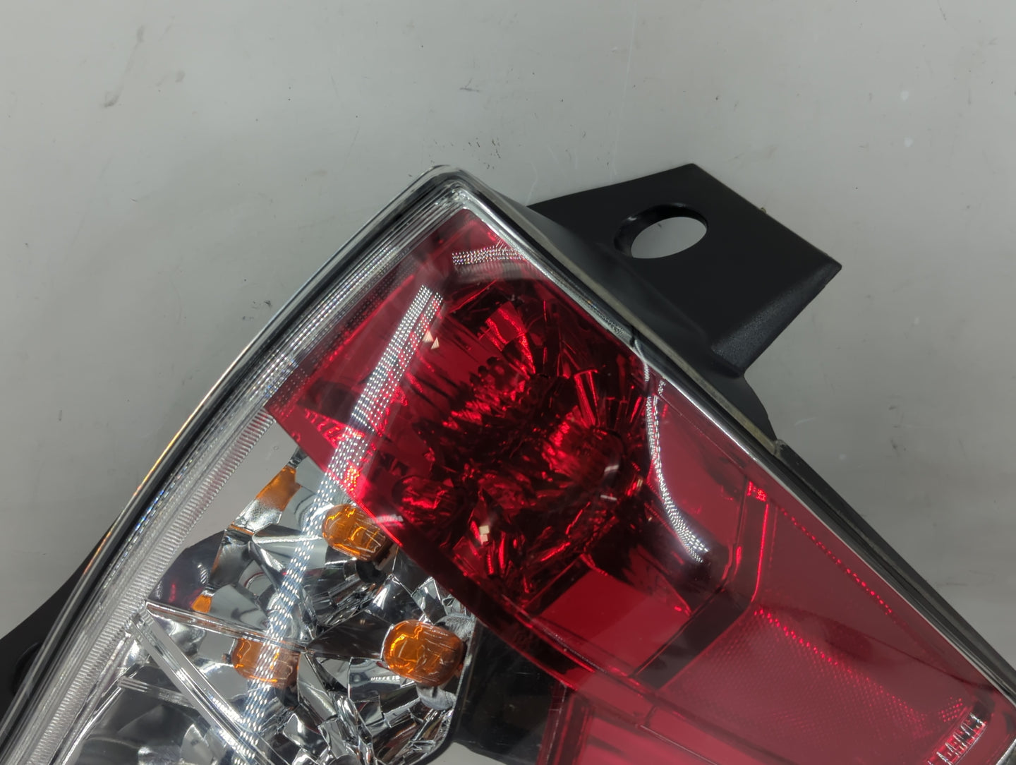 2009 Subaru Forester Tail Light Assembly Passenger Right OEM P/N:220-20046 Fits OEM Used Auto Parts - Oemusedautoparts1.com