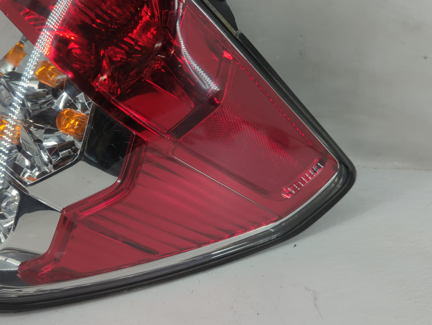 2009 Subaru Forester Tail Light Assembly Passenger Right OEM P/N:220-20046 Fits OEM Used Auto Parts - Oemusedautoparts1.com