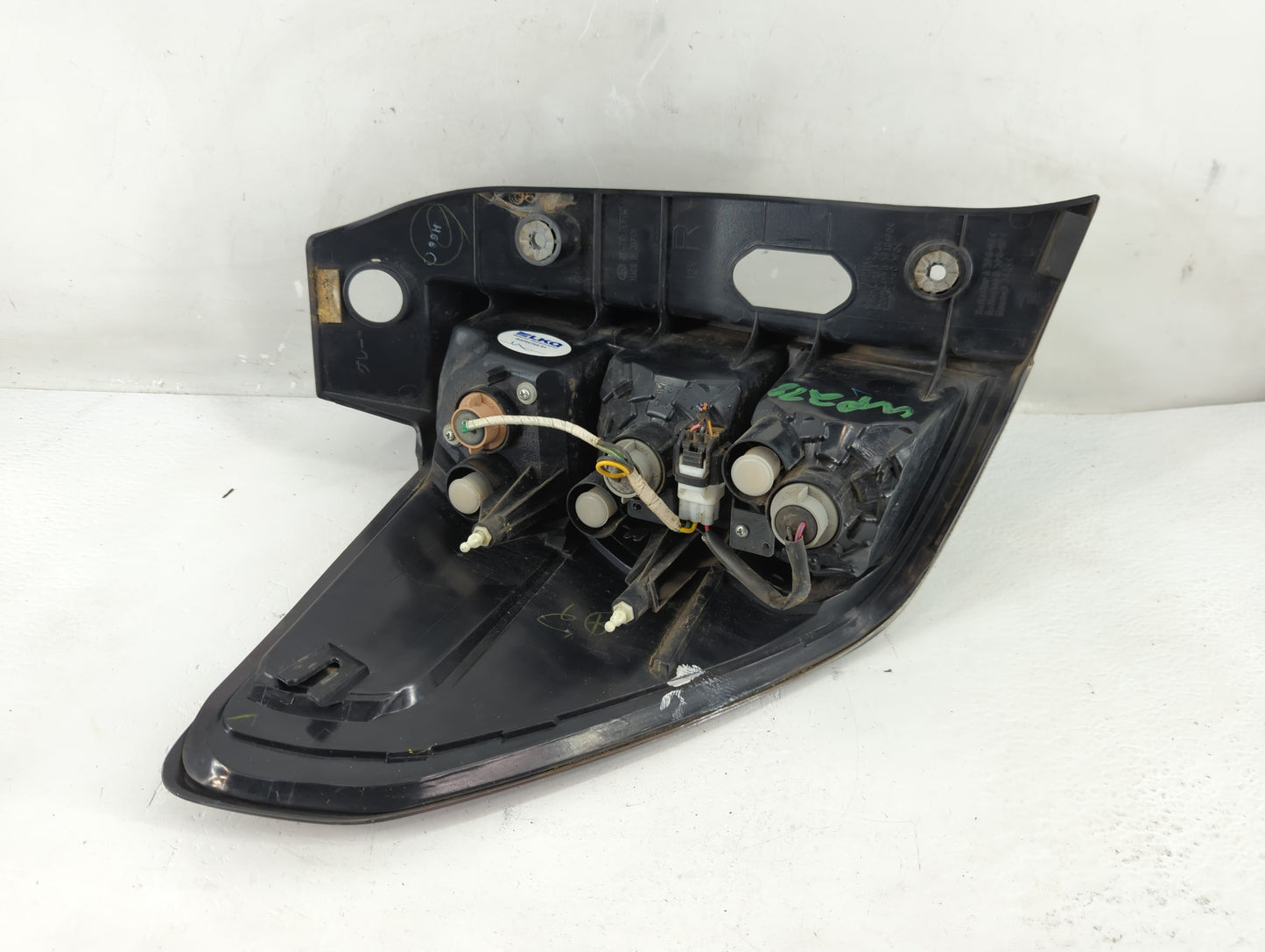 2009 Subaru Forester Tail Light Assembly Passenger Right OEM P/N:220-20046 Fits OEM Used Auto Parts - Oemusedautoparts1.com