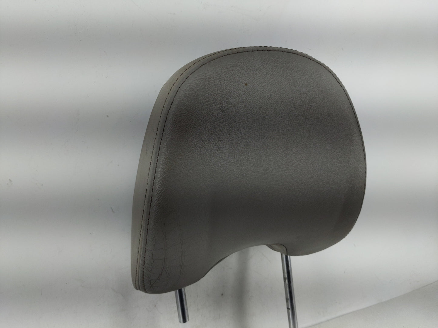 2009 Subaru Forester Headrest Head Rest Front Driver Passenger Seat Grey 1246276 - Oemusedautoparts1.com