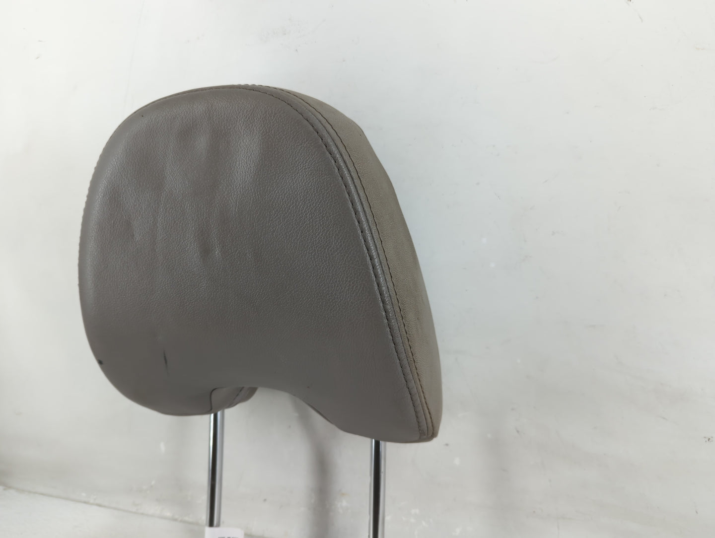 2009 Subaru Forester Headrest Head Rest Rear Seat Fits OEM Used Auto Parts - Oemusedautoparts1.com