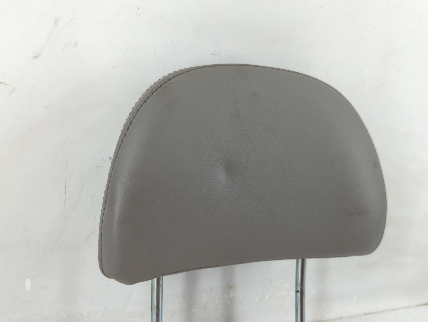 2009 Subaru Forester Headrest Head Rest Front Driver Passenger Seat Fits OEM Used Auto Parts - Oemusedautoparts1.com