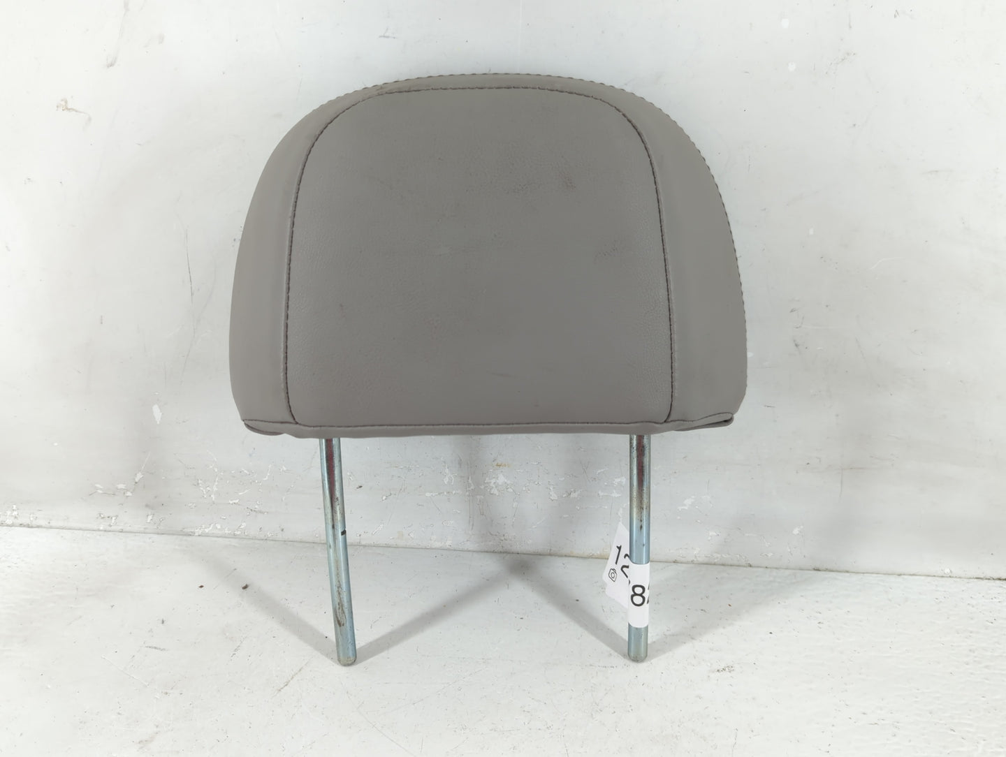 2009 Subaru Forester Headrest Head Rest Front Driver Passenger Seat Fits OEM Used Auto Parts - Oemusedautoparts1.com