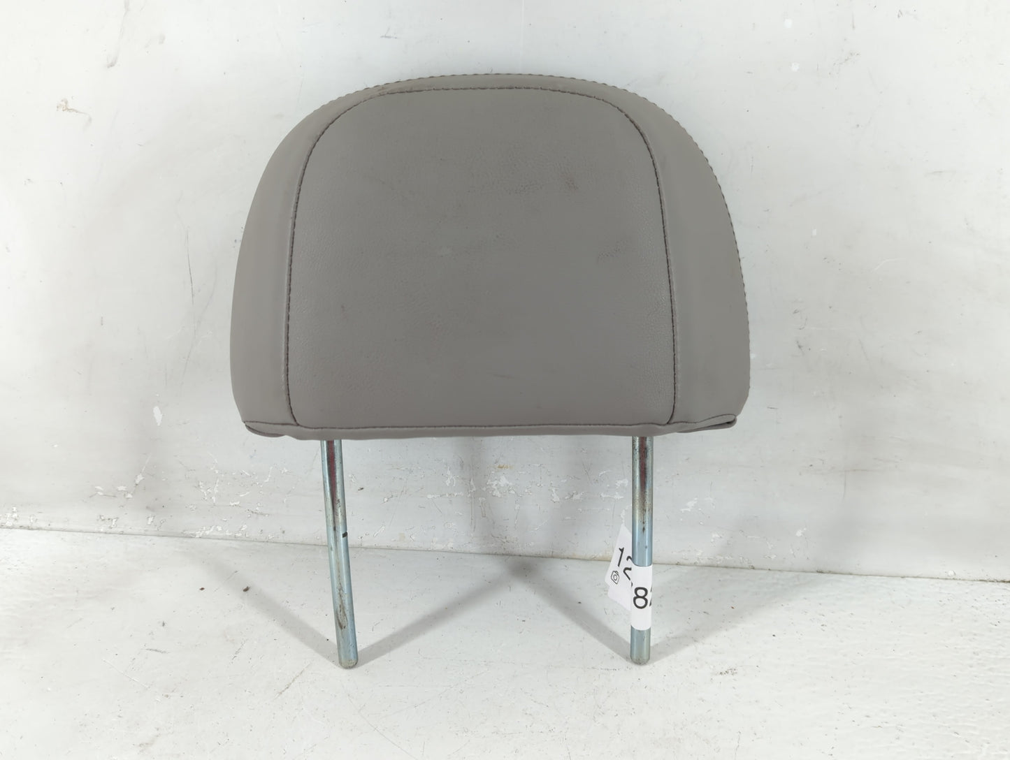 2009 Subaru Forester Headrest Head Rest Front Driver Passenger Seat Fits OEM Used Auto Parts - Oemusedautoparts1.com