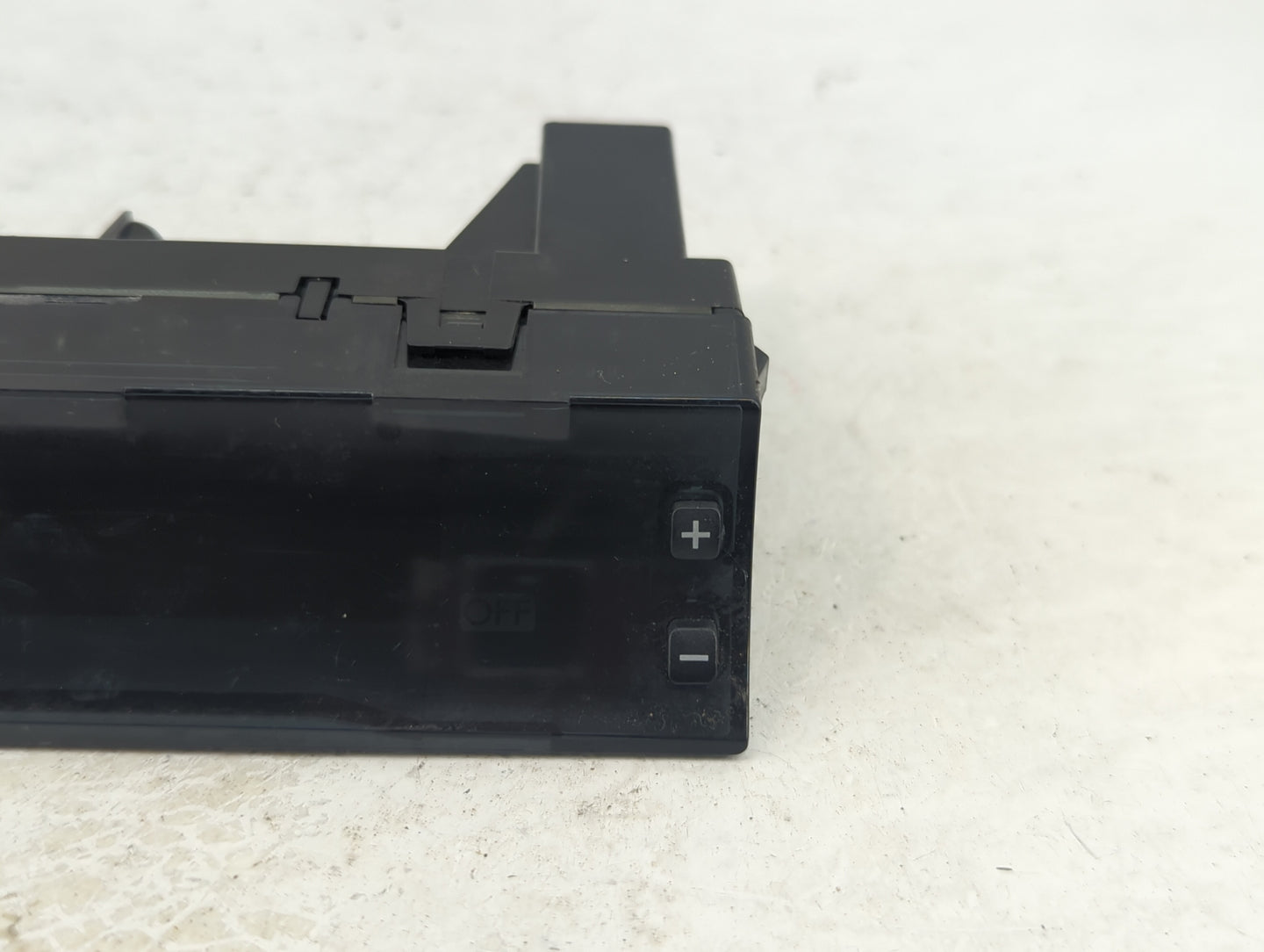 2009 Subaru Forester Information Display Screen - Oemusedautoparts1.com