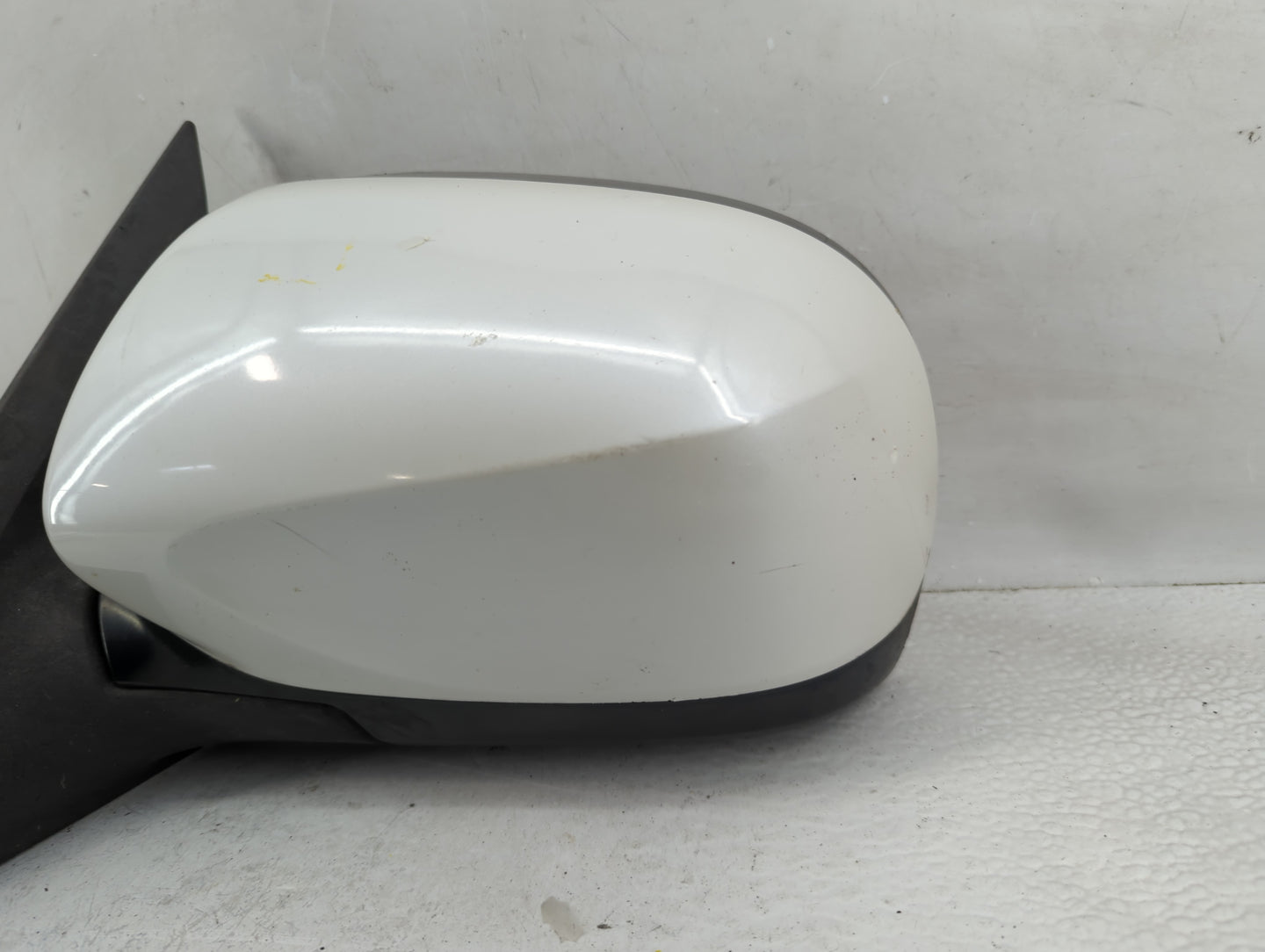 2009 Subaru Forester Driver Side View Mirror - Left Door Mirror OEM Used - Oemusedautoparts1.com