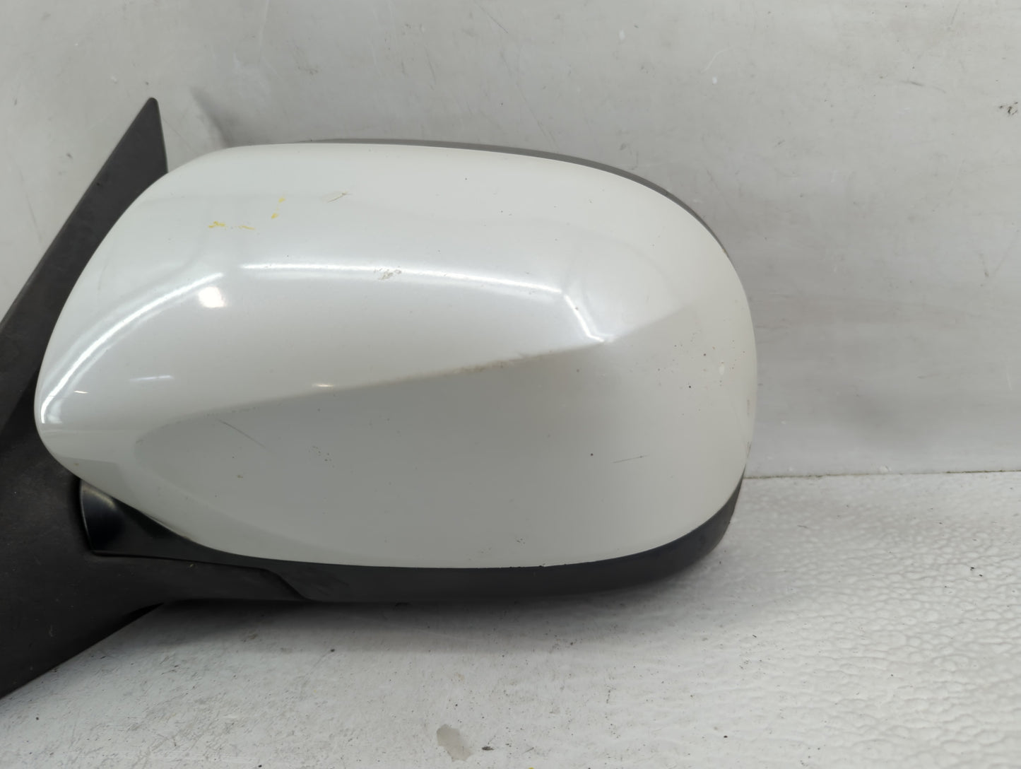 2009 Subaru Forester Driver Side View Mirror - Left Door Mirror OEM Used - Oemusedautoparts1.com