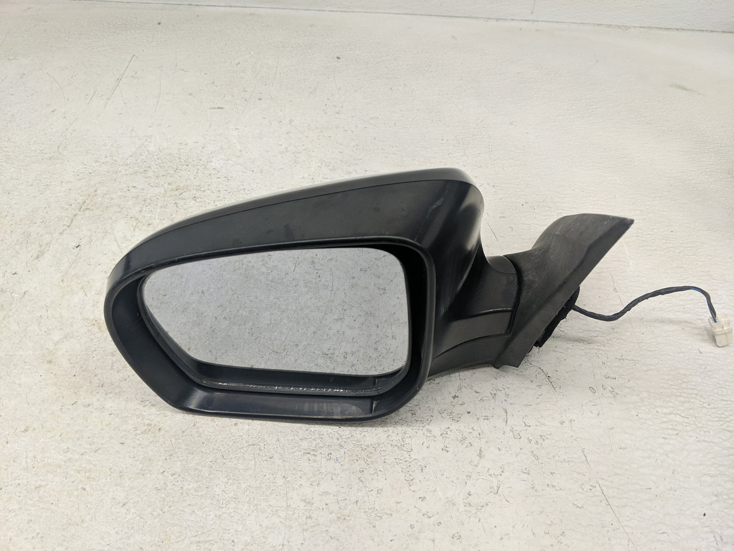 2009 Subaru Forester Driver Side View Mirror - Left Door Mirror OEM Used - Oemusedautoparts1.com