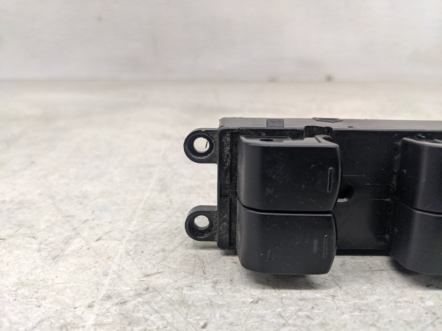 2009-2010 Subaru Forester Master Power Window Switch Replacement Driver Side Left Fits Fits 2008 2009 2010 OEM Used Auto Par