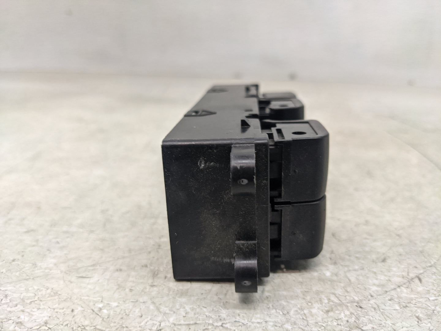 2009-2010 Subaru Forester Master Power Window Switch Replacement Driver Side Left Fits Fits 2008 2009 2010 OEM Used Auto Par