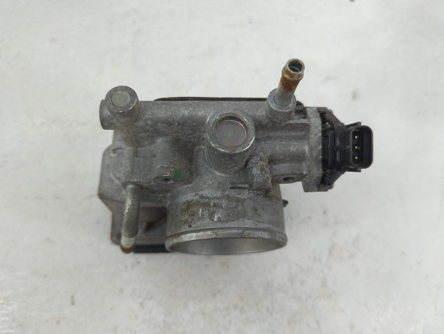 2006-2010 Subaru Forester Throttle Body P/N:16112AA180 Fits Fits 2006 2007 2008 2009 2010 OEM Used Auto Parts - Oemusedautop