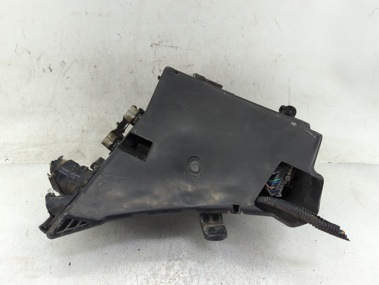 2009 Subaru Forester Fusebox Fuse Box Panel Relay Module P/N:MB100200B Fits Fits 2008 2010 2011 OEM Used Auto Parts - Oemuse