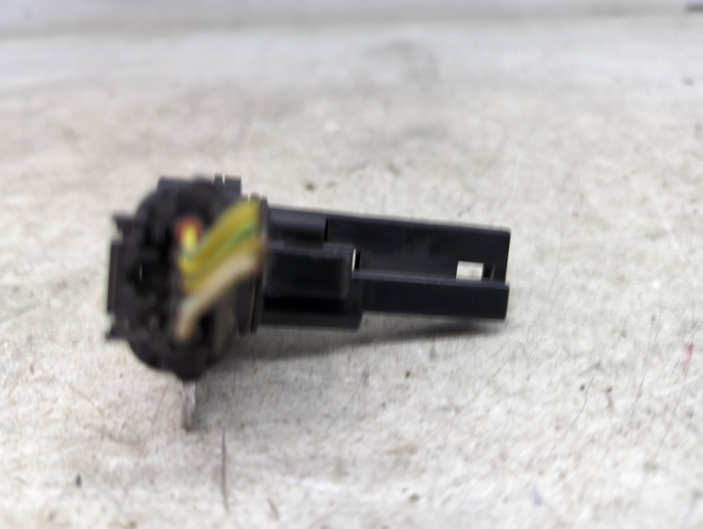 2014-2018 Subaru Forester Mass Air Flow Meter Maf 1489990 - Oemusedautoparts1.com