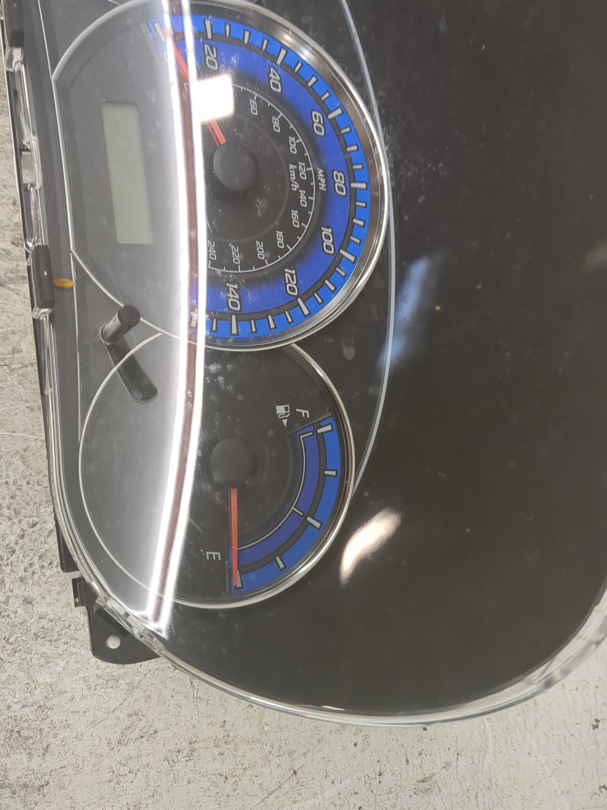 2009 Subaru Forester Instrument Cluster Speedometer Gauges P/N:85002SC130 03230010 Miles: Fits OEM Used Auto Parts - Oemused