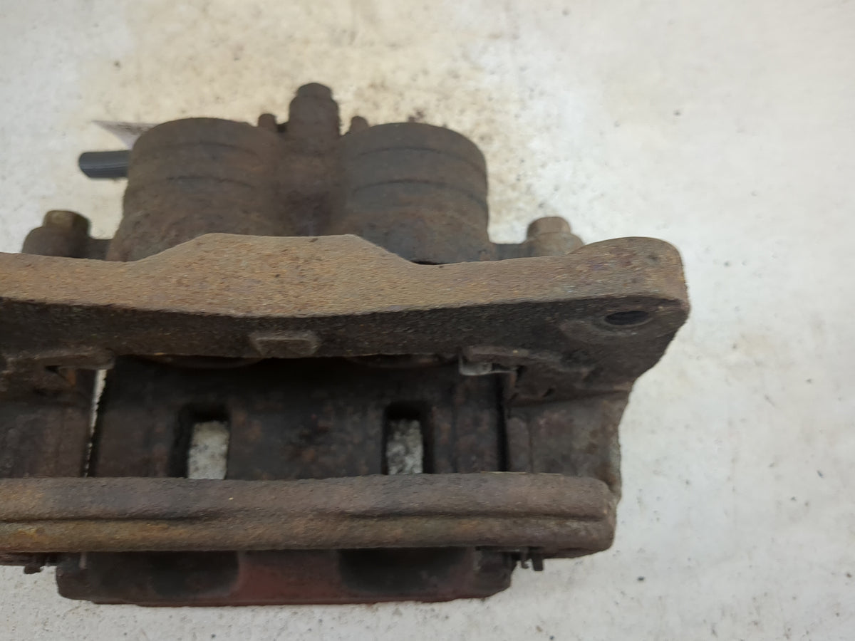 Subaru Forester Front Passenger Right Brake Caliper 1511826 - Oemusedautoparts1.com